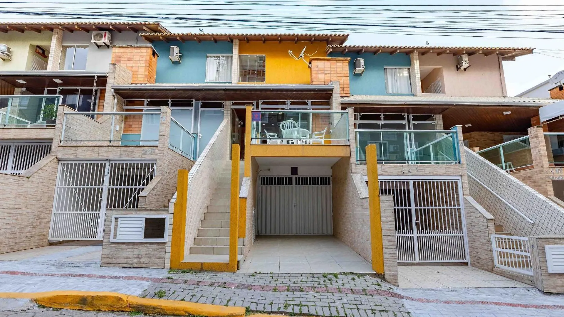 Triplex A Poucos Metros Da Praia De Bombas Bombinhas Brazylia