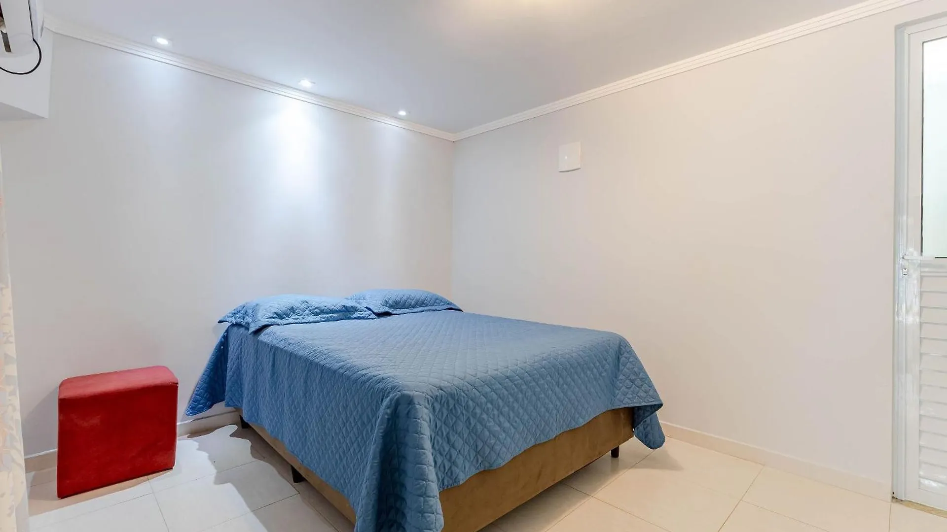 Apartament Triplex A Poucos Metros Da Praia De Bombas Bombinhas